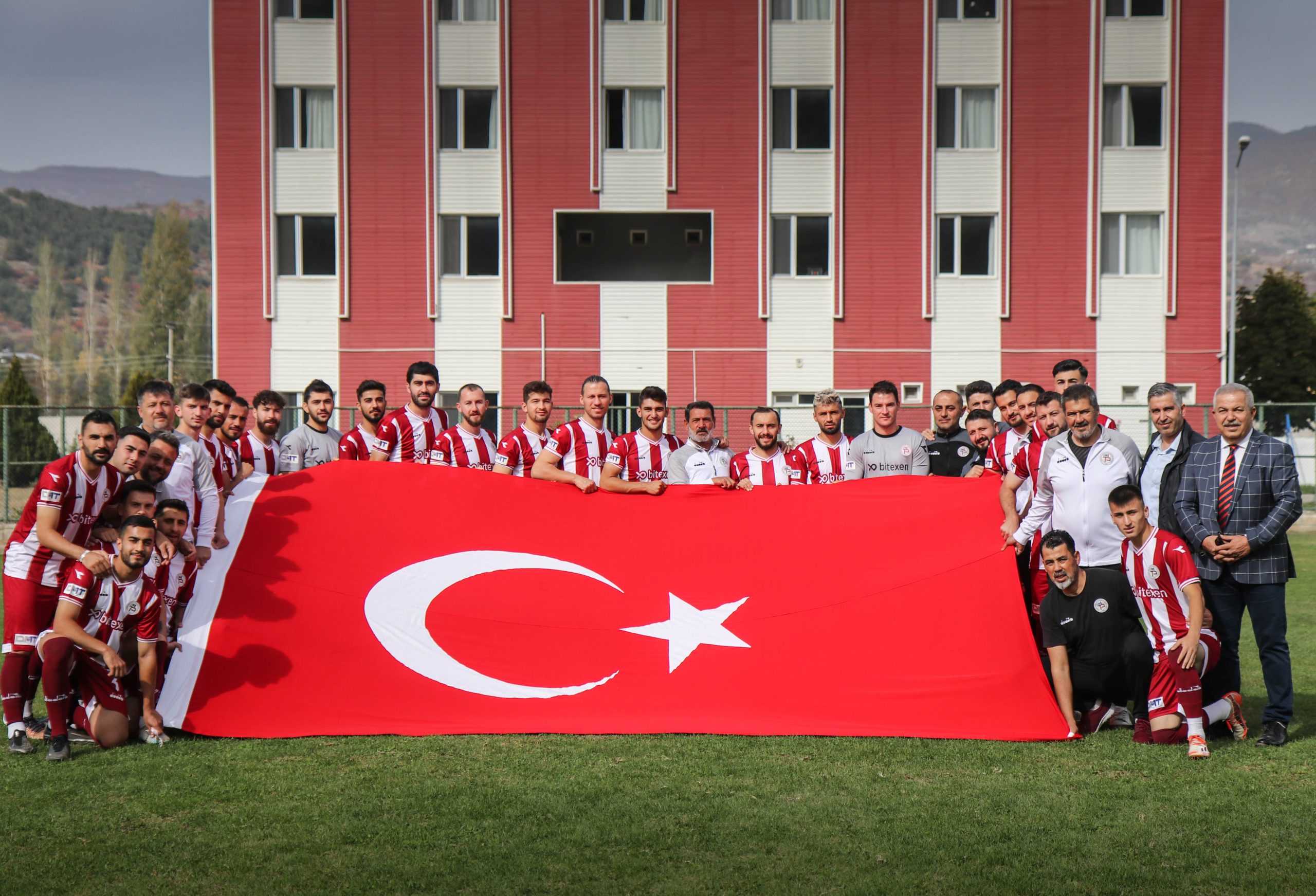 Tokat Belediye Plevnespor, Cumhuriyetimizin 100. yılını coşkuyla 