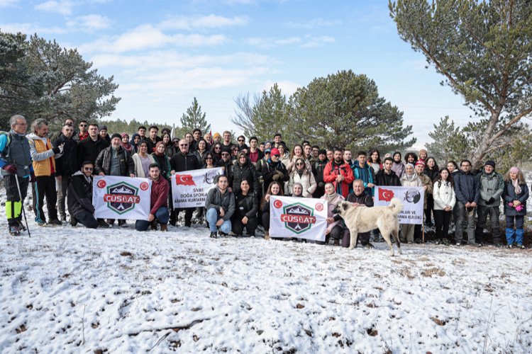 Sivas’ta tıp öğrencilerinden doğa yürüyüşü