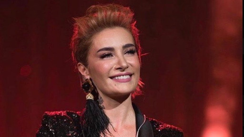 Sıla Gençoğlu’nun son görüntüsü sosyal medyada İrem Derici’ye benzetildi